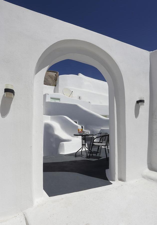 Church And Cave - Santorini Private Residences Mesaria Buitenkant foto