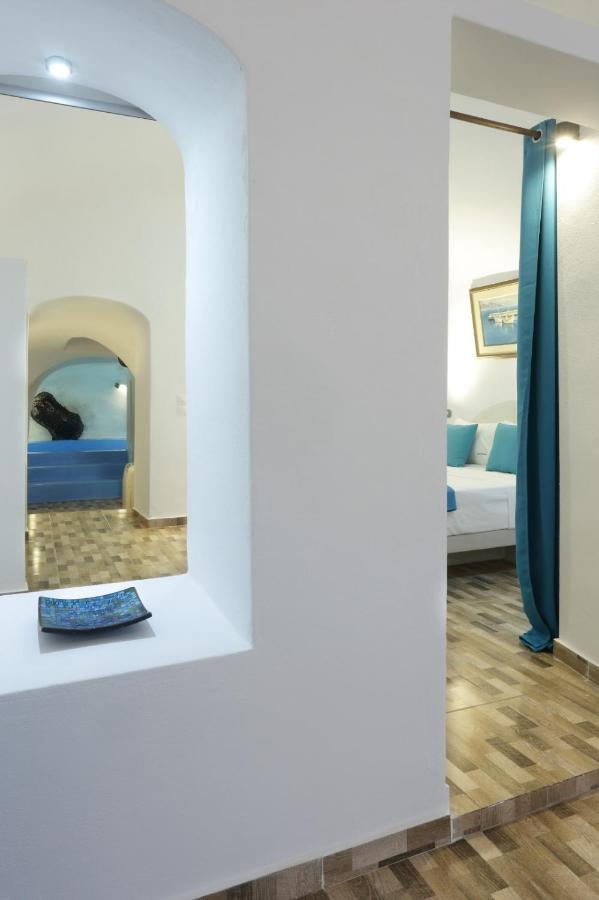 Church And Cave - Santorini Private Residences Mesaria Buitenkant foto